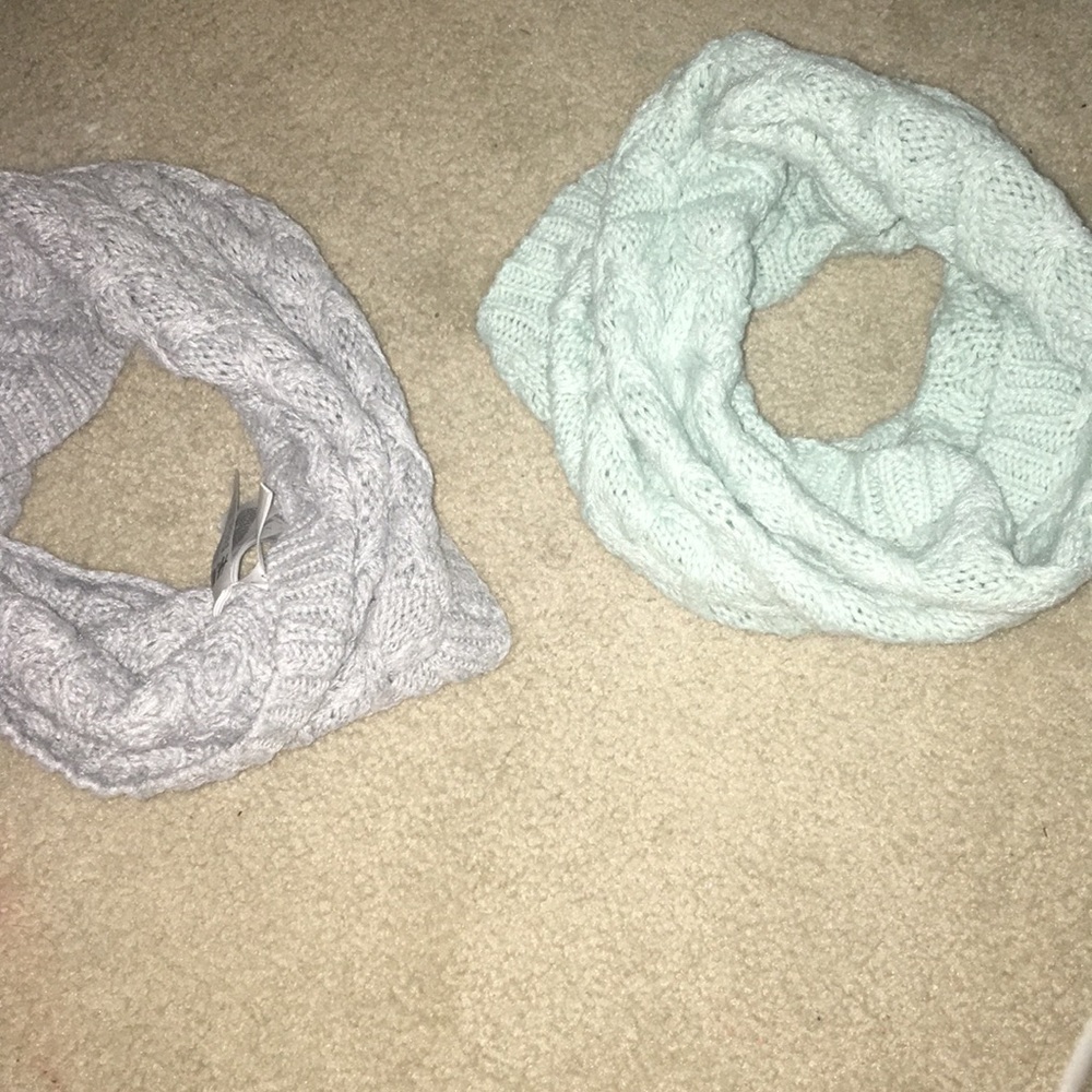 Scarfs